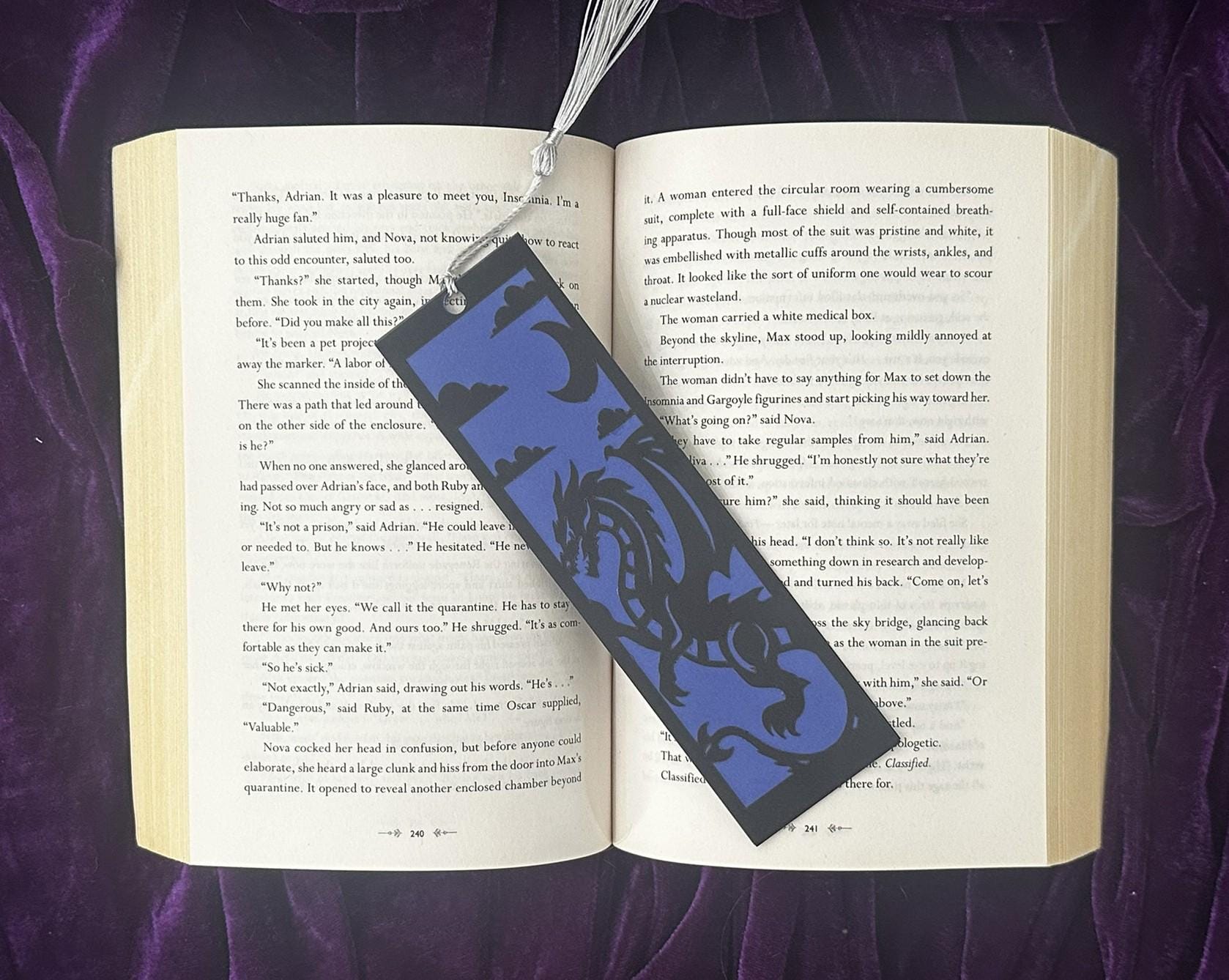 In the clouds Dragon - Blue