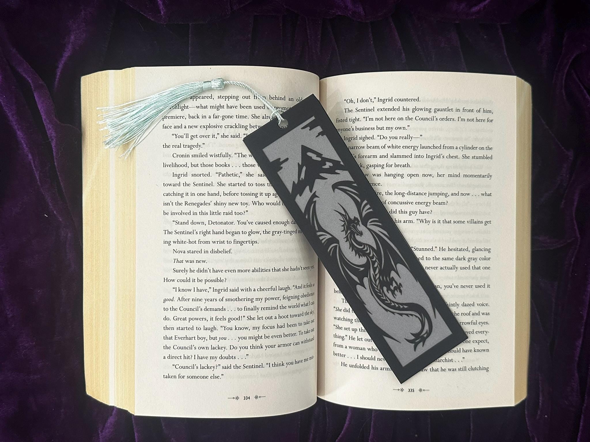 Flying Dragon - Grey